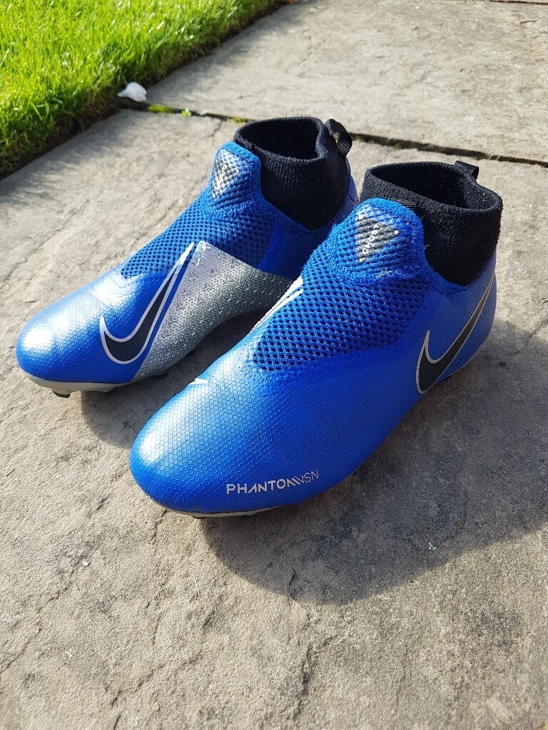 football boots nike size 5